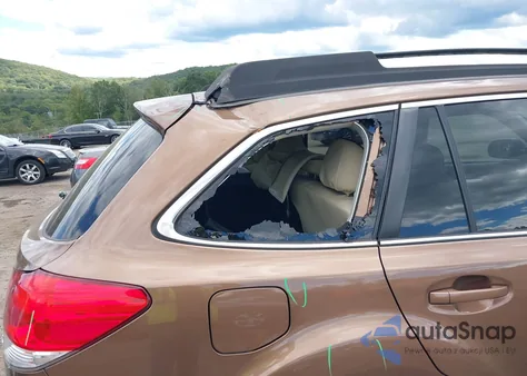 2011 Subaru Outback 3.6R Premium из США, поврежденный, VIN 4S4BRDCC9B2386688